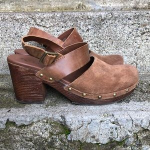 Korks by Kork-Ease “Milo” Platform Clog Sandal Tan